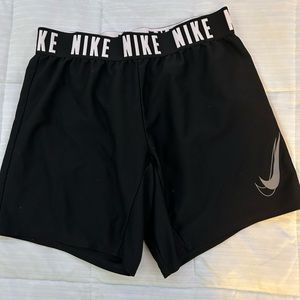 Girls Youth Black Basketball Shorts